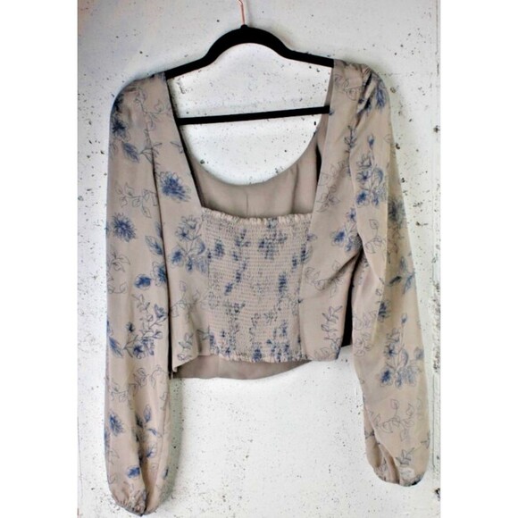 House of Harlow 1960 Top Womens sz M Sheer Gray Blue Floral Ruched Back - Picture 2 of 8